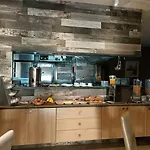 Quaint Boutique 3*