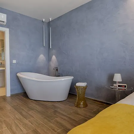 Quaint Boutique Szálloda 3*