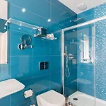 Quaint Boutique 3*