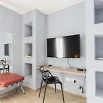 فندق Quaint Boutique 3*