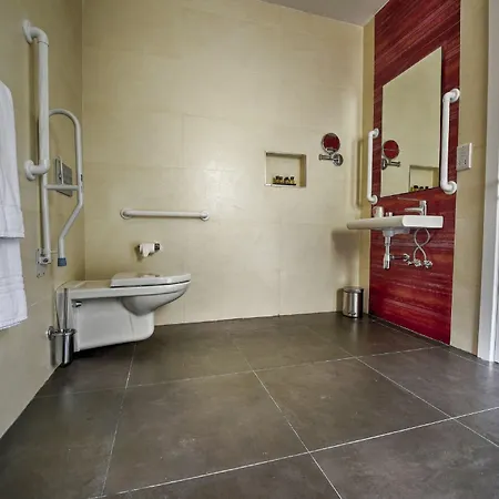 Отель Quaint Boutique 3*