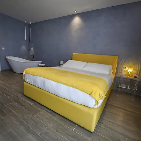 Quaint Boutique 3*