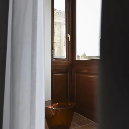 Quaint Boutique 3*