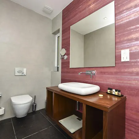 Quaint Boutique 3*