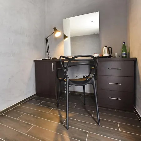 Quaint Boutique 3*