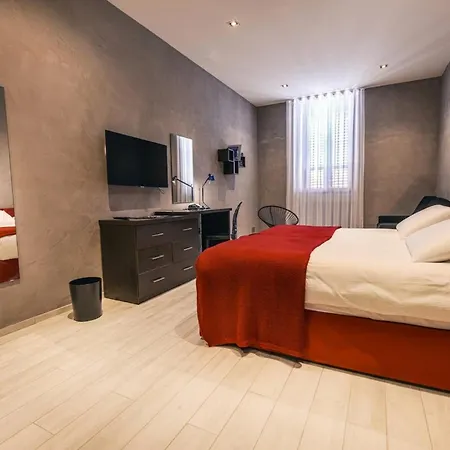 Quaint Boutique 3*