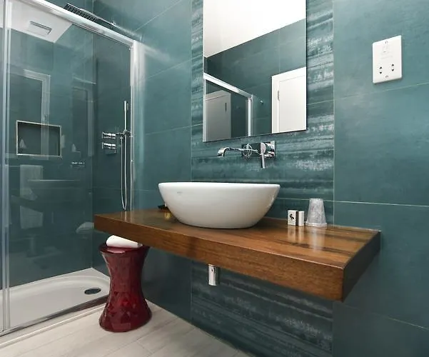 Quaint Boutique Hotel 3*